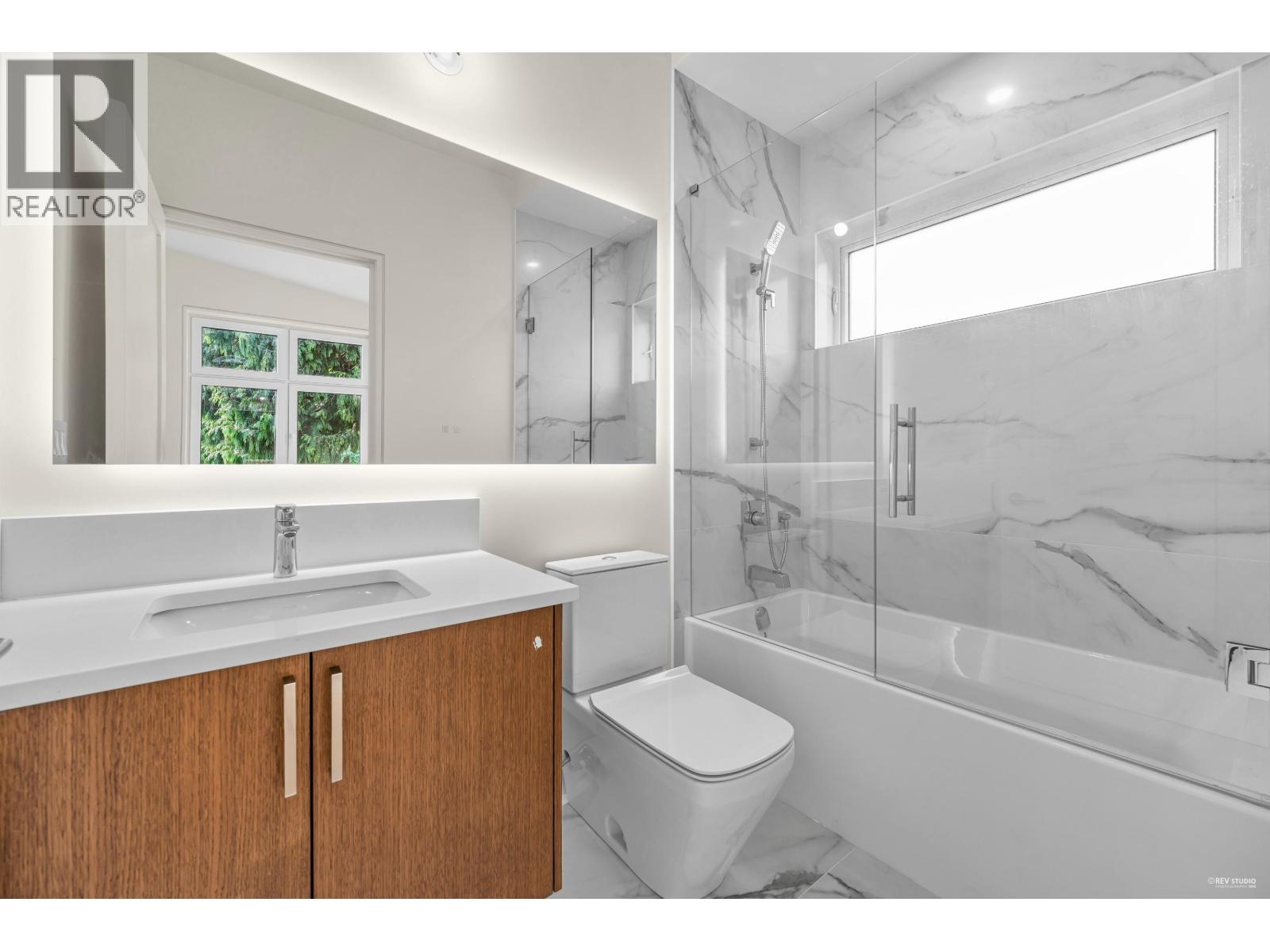 4465 WALLACE STREET, Vancouver