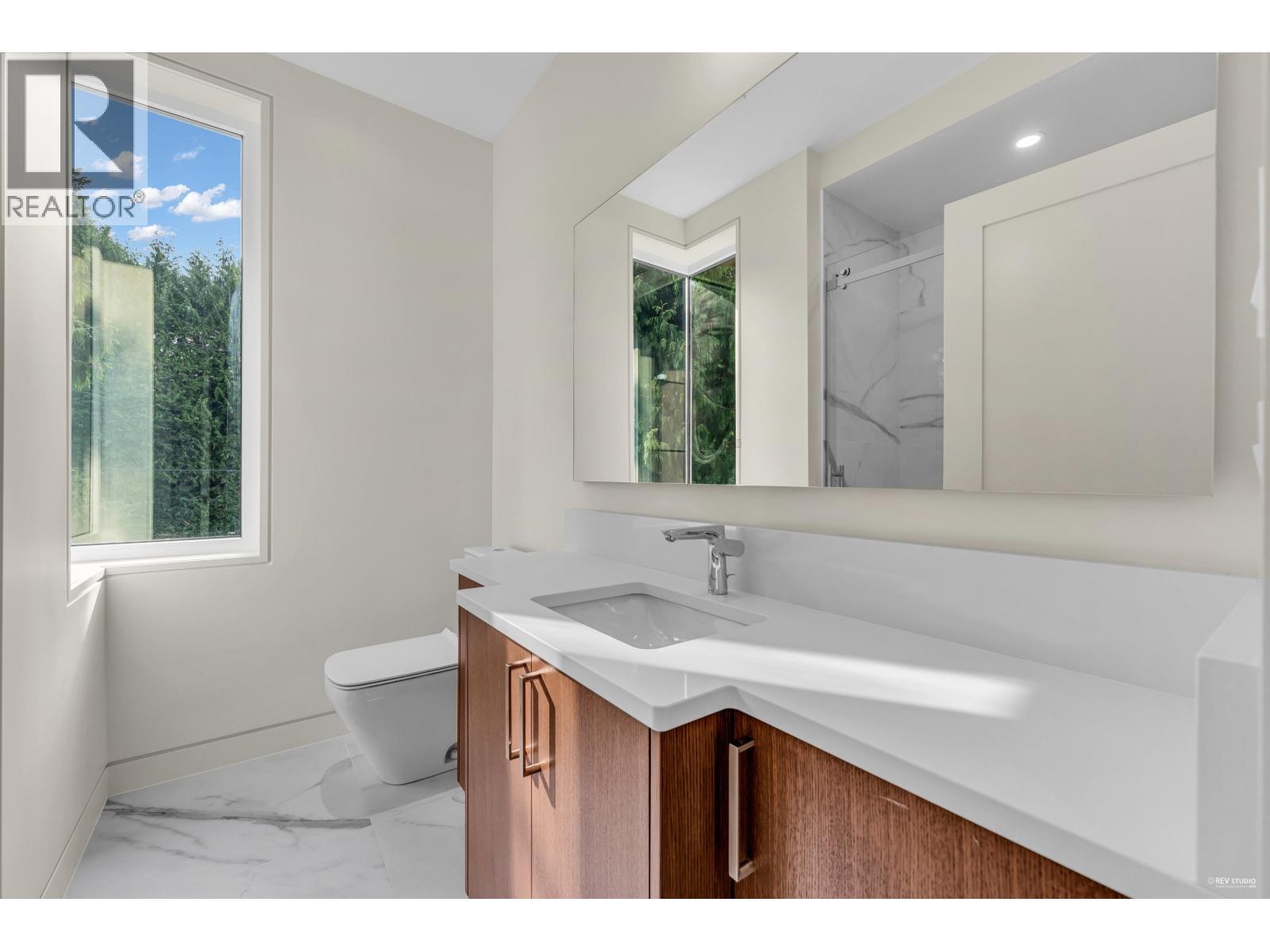 4465 WALLACE STREET, Vancouver