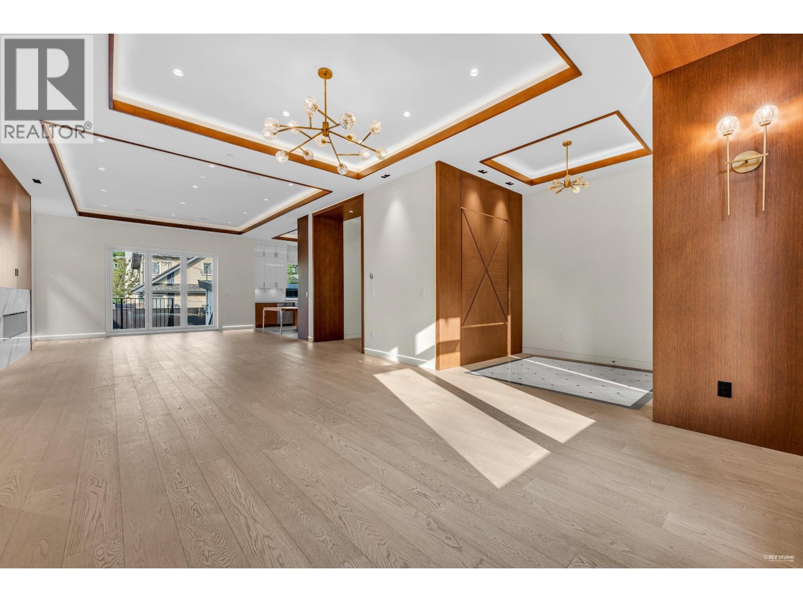 4465 WALLACE STREET, Vancouver