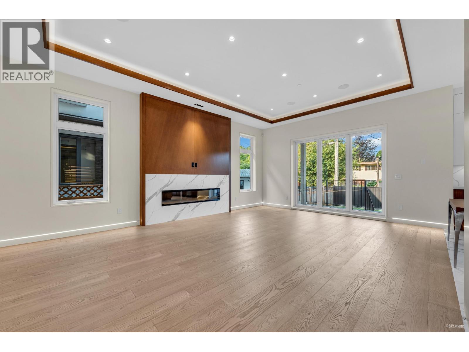 4465 WALLACE STREET, Vancouver