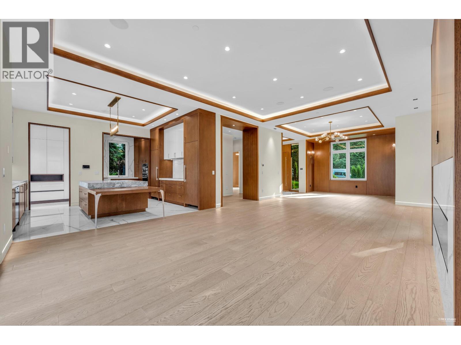 4465 WALLACE STREET, Vancouver