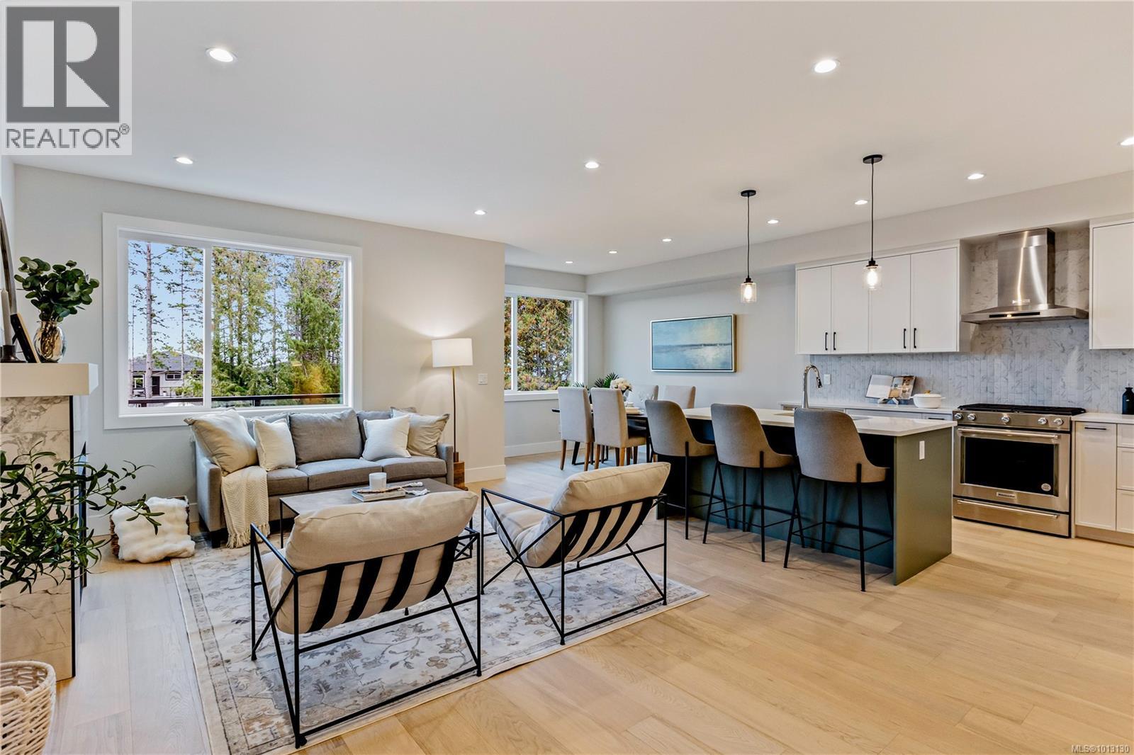 1538 Marble Pl, Langford