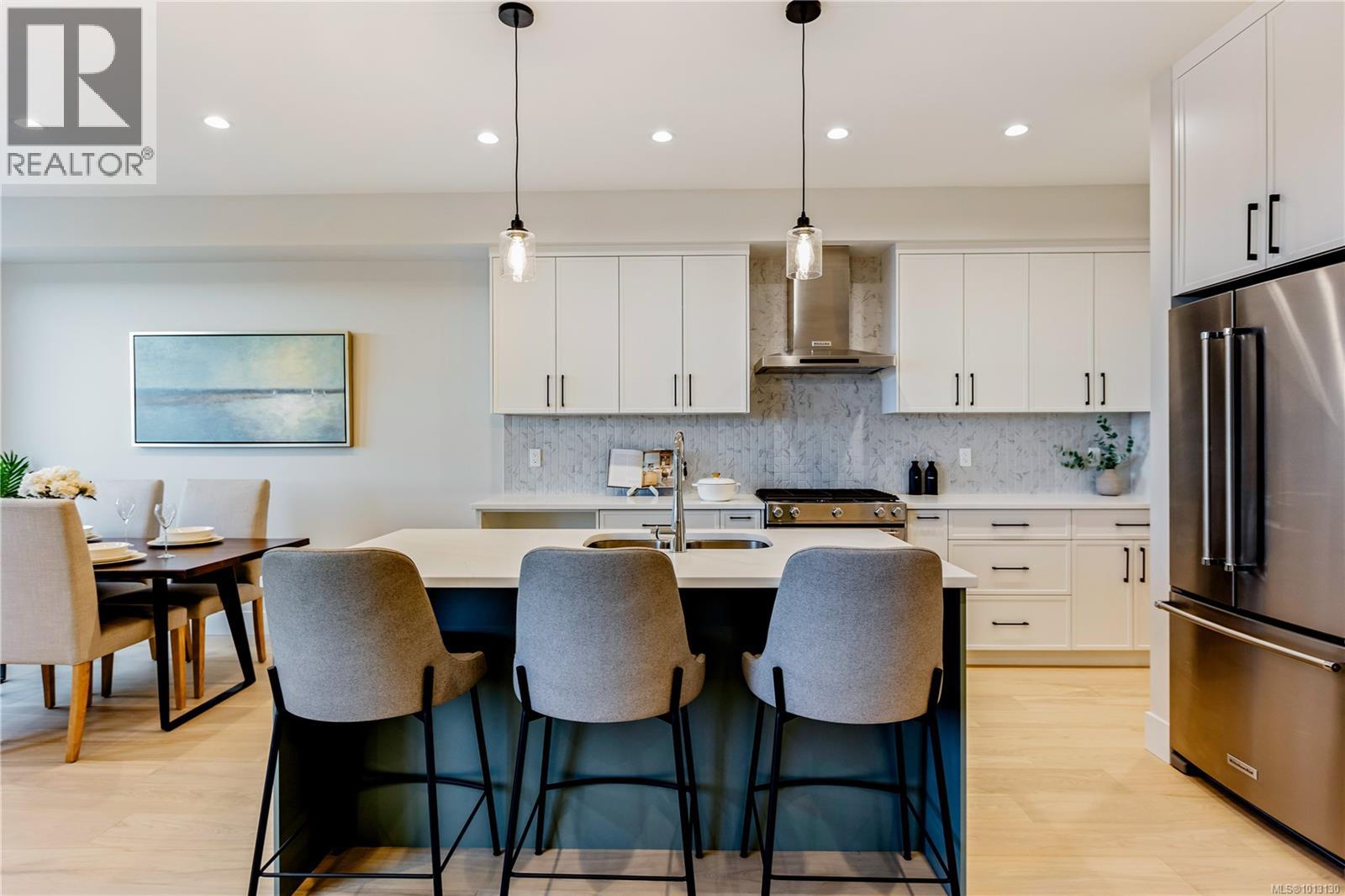 1538 Marble Pl, Langford