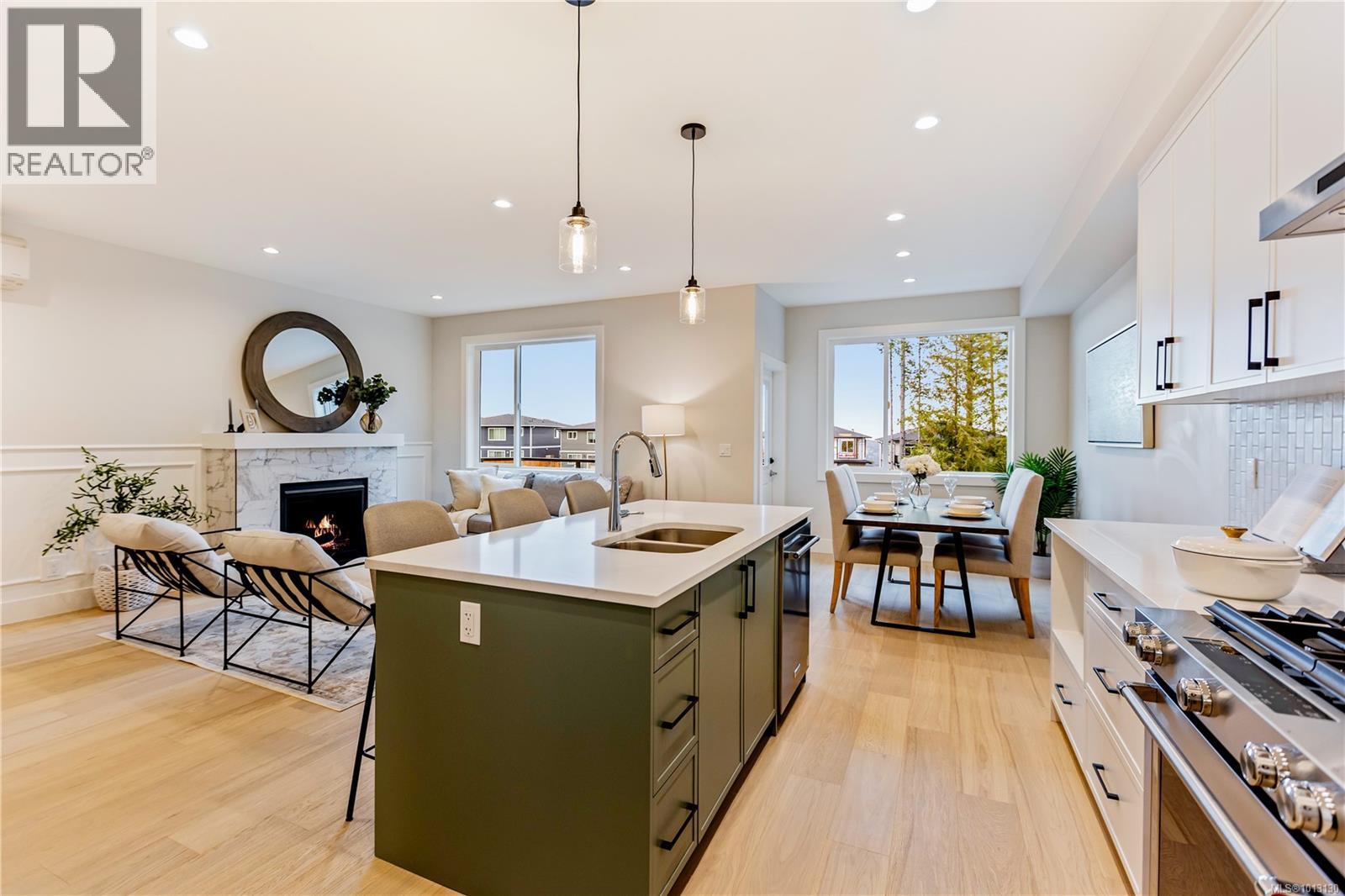 1538 Marble Pl, Langford