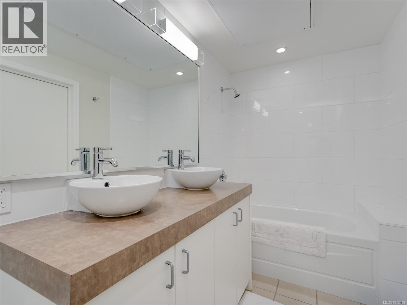 1205 160 Wilson Street, Victoria