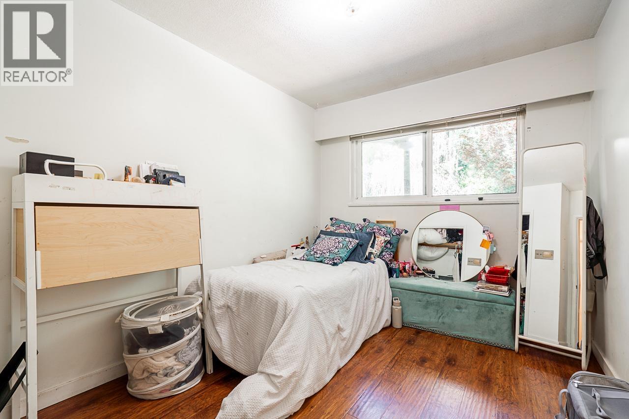 730 CUMBERLAND STREET, New Westminster