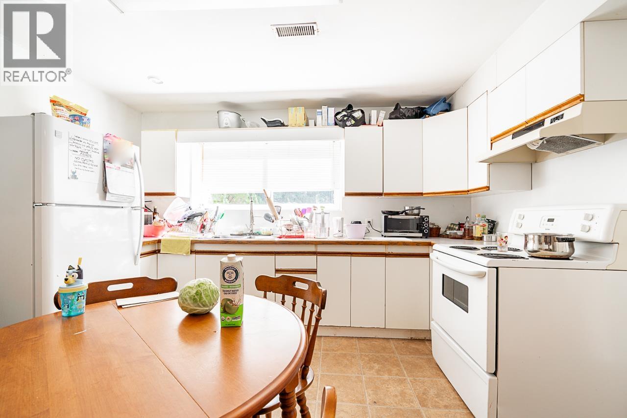 730 CUMBERLAND STREET, New Westminster
