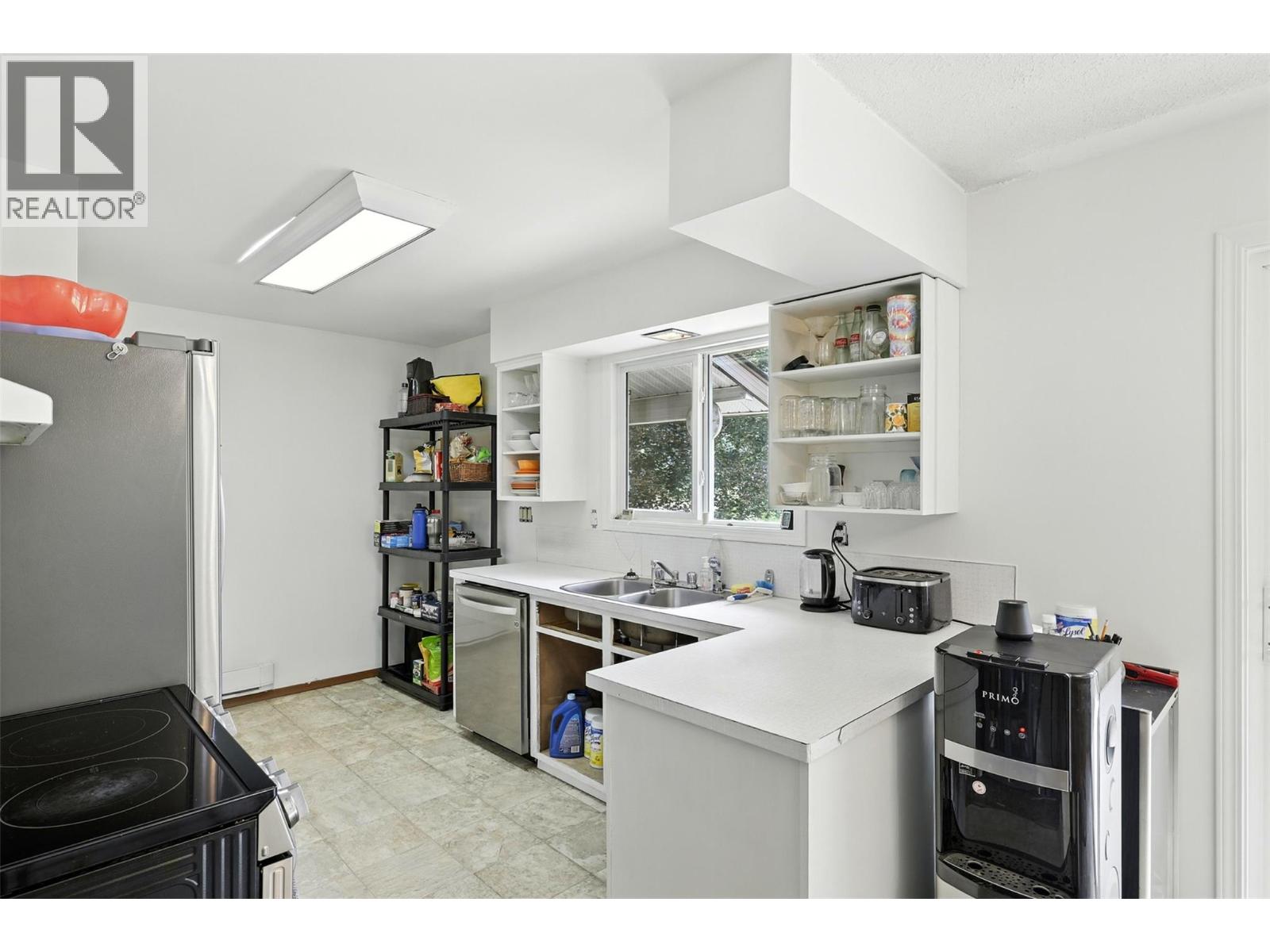 1653 Birch Island Lost Creek Road, Clearwater