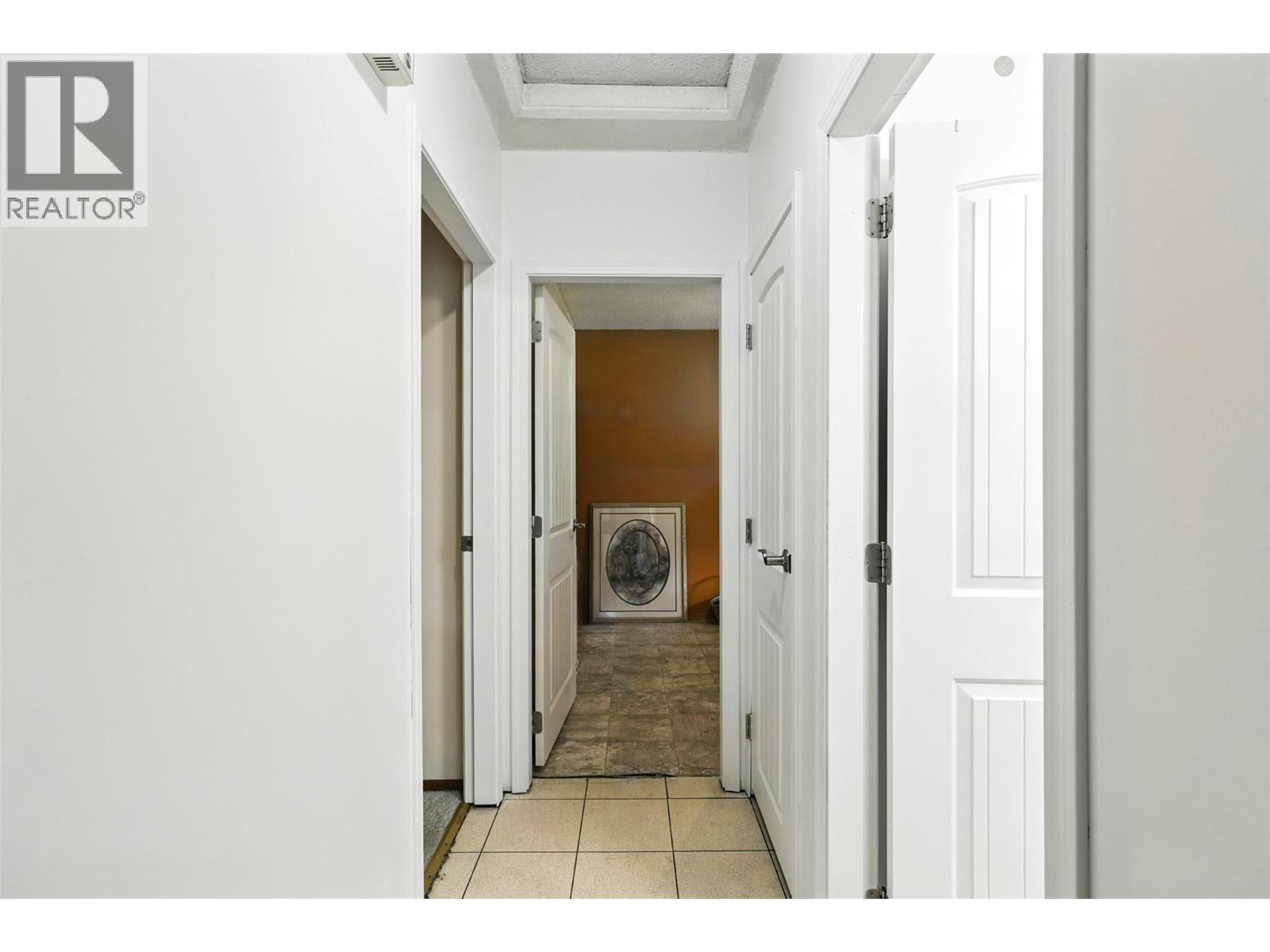 1653 Birch Island Lost Creek Road, Clearwater