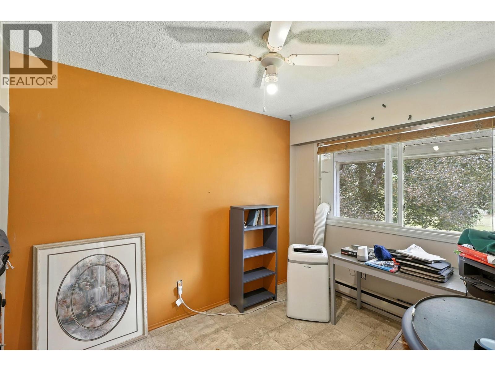 1653 Birch Island Lost Creek Road, Clearwater