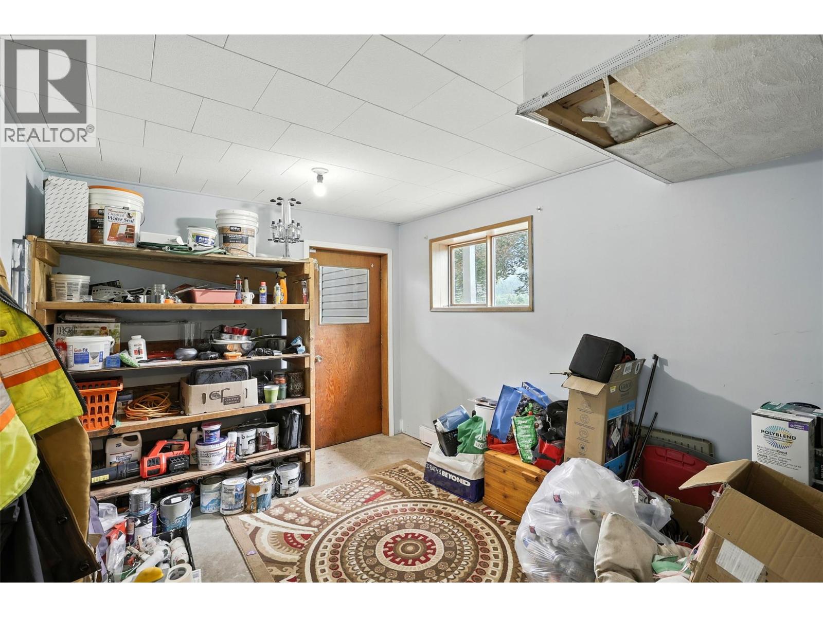 1653 Birch Island Lost Creek Road, Clearwater