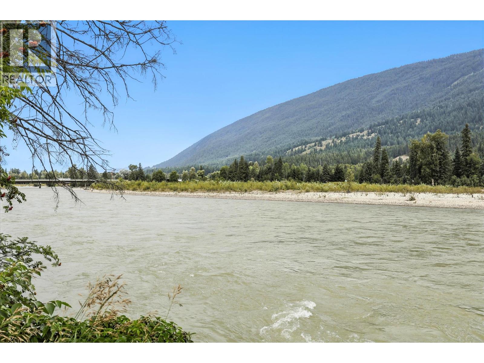 1653 Birch Island Lost Creek Road, Clearwater