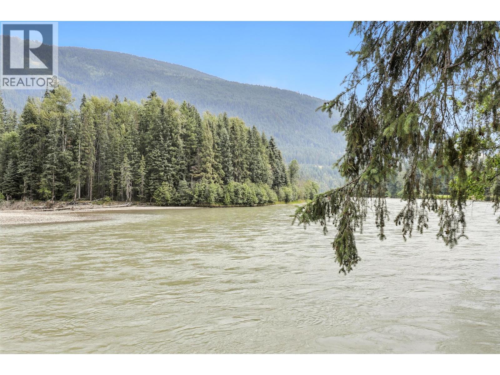 1653 Birch Island Lost Creek Road, Clearwater