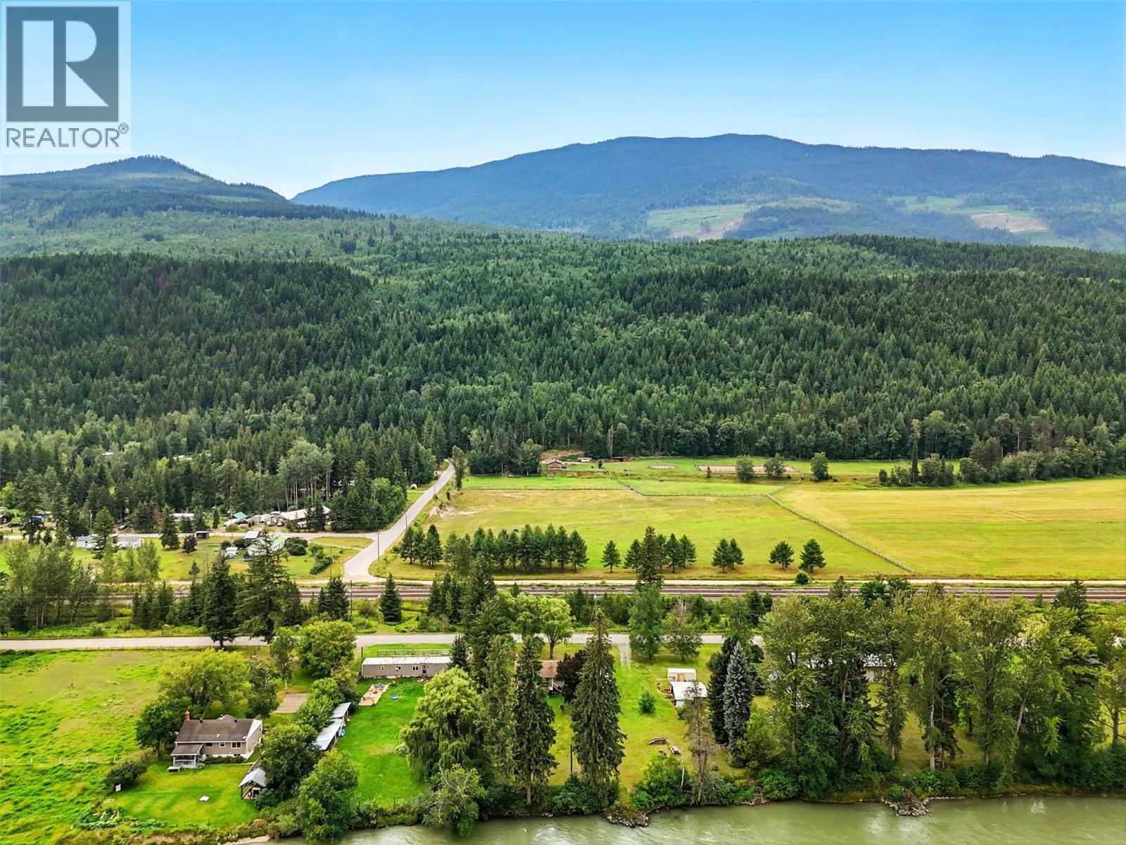 1653 Birch Island Lost Creek Road, Clearwater