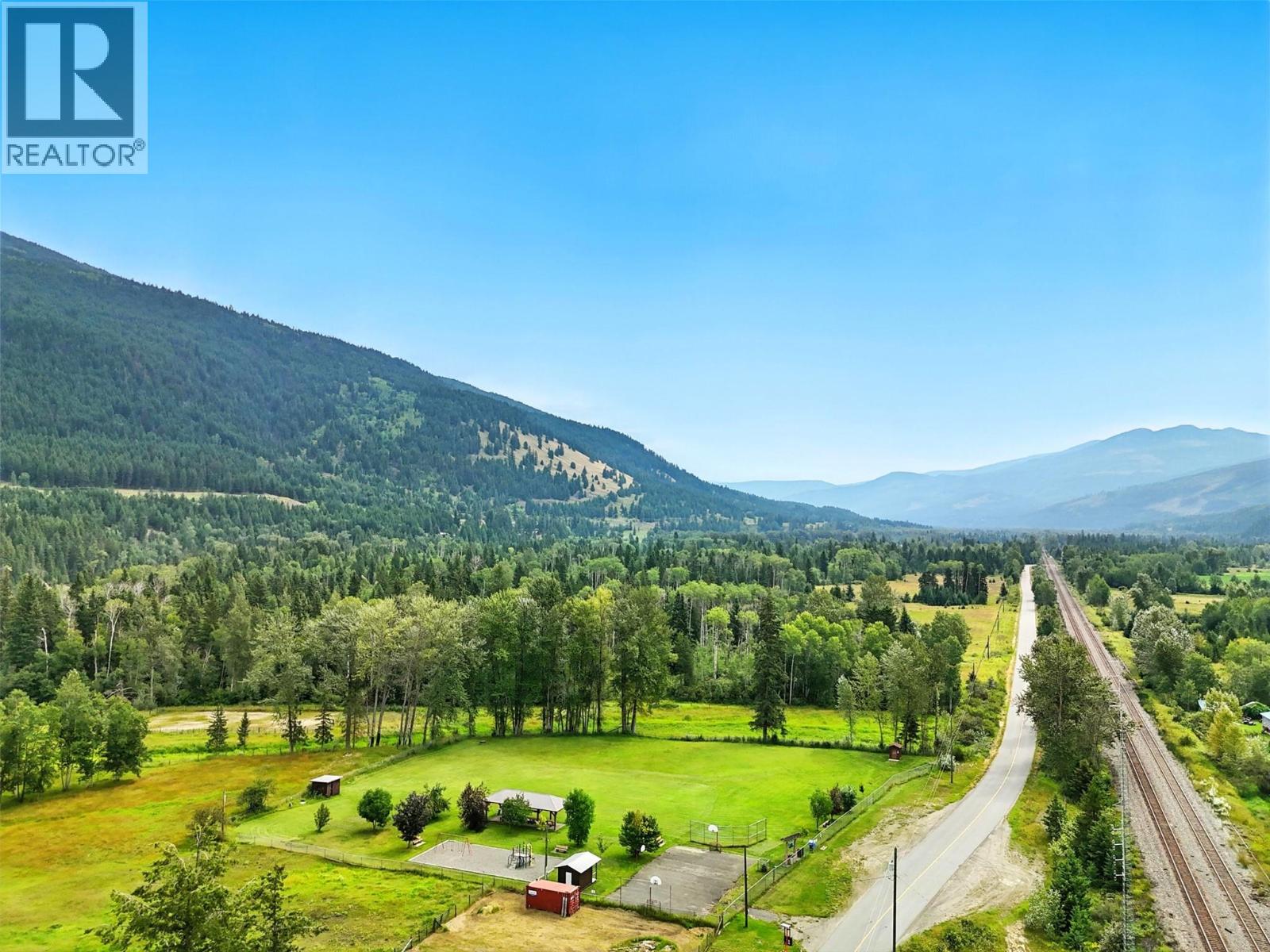 1653 Birch Island Lost Creek Road, Clearwater