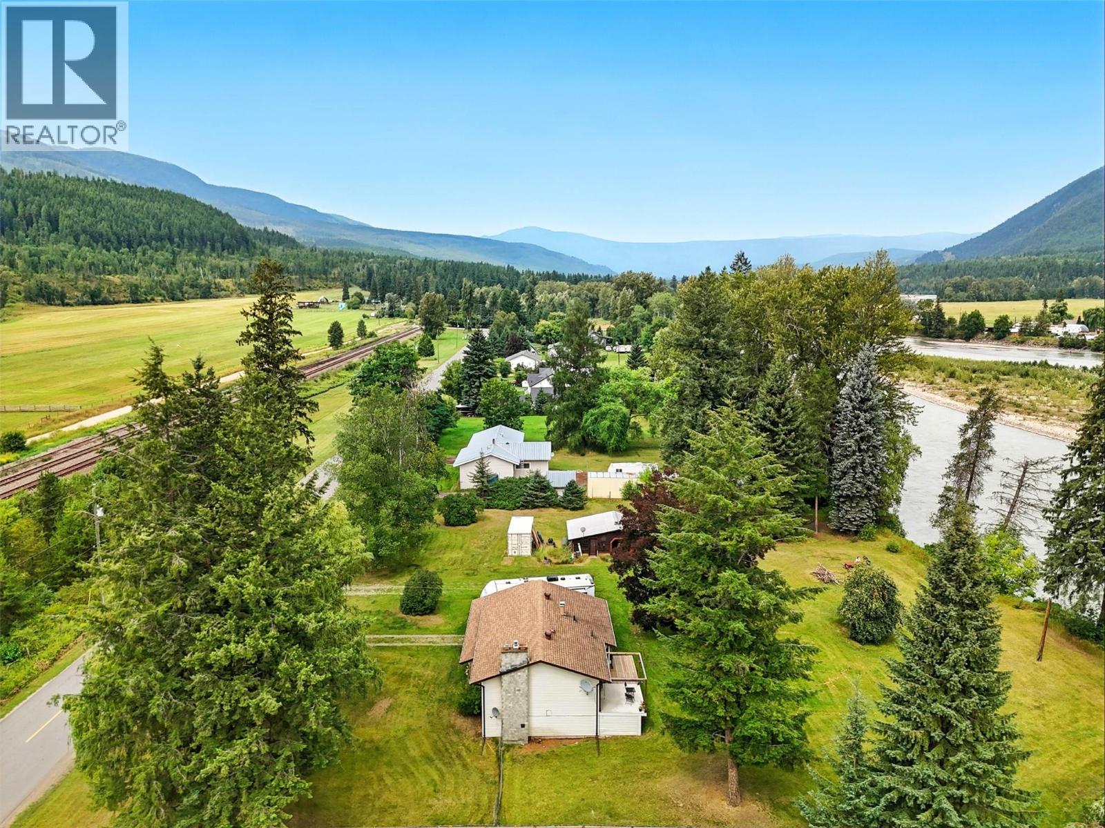 1653 Birch Island Lost Creek Road, Clearwater