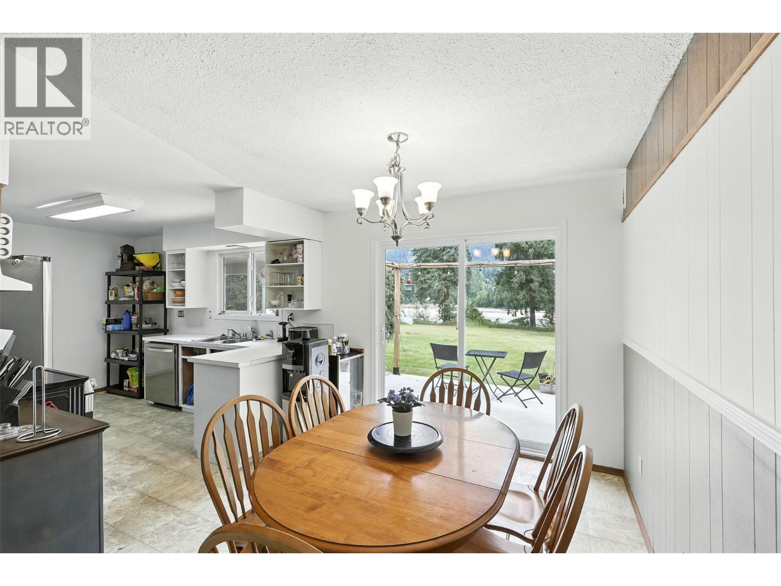 1653 Birch Island Lost Creek Road, Clearwater