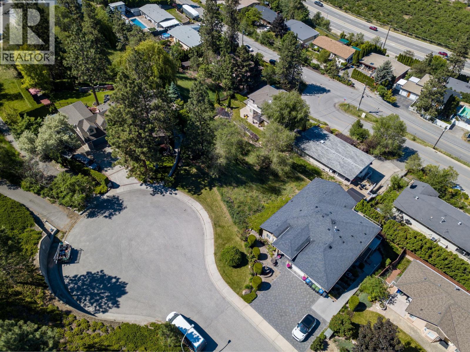 952 Ackerman Court, Kelowna