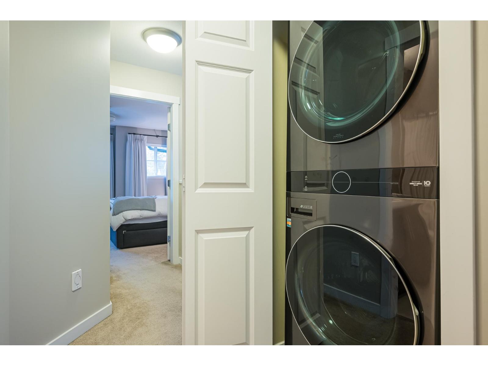 7 3009 156 STREET, Surrey