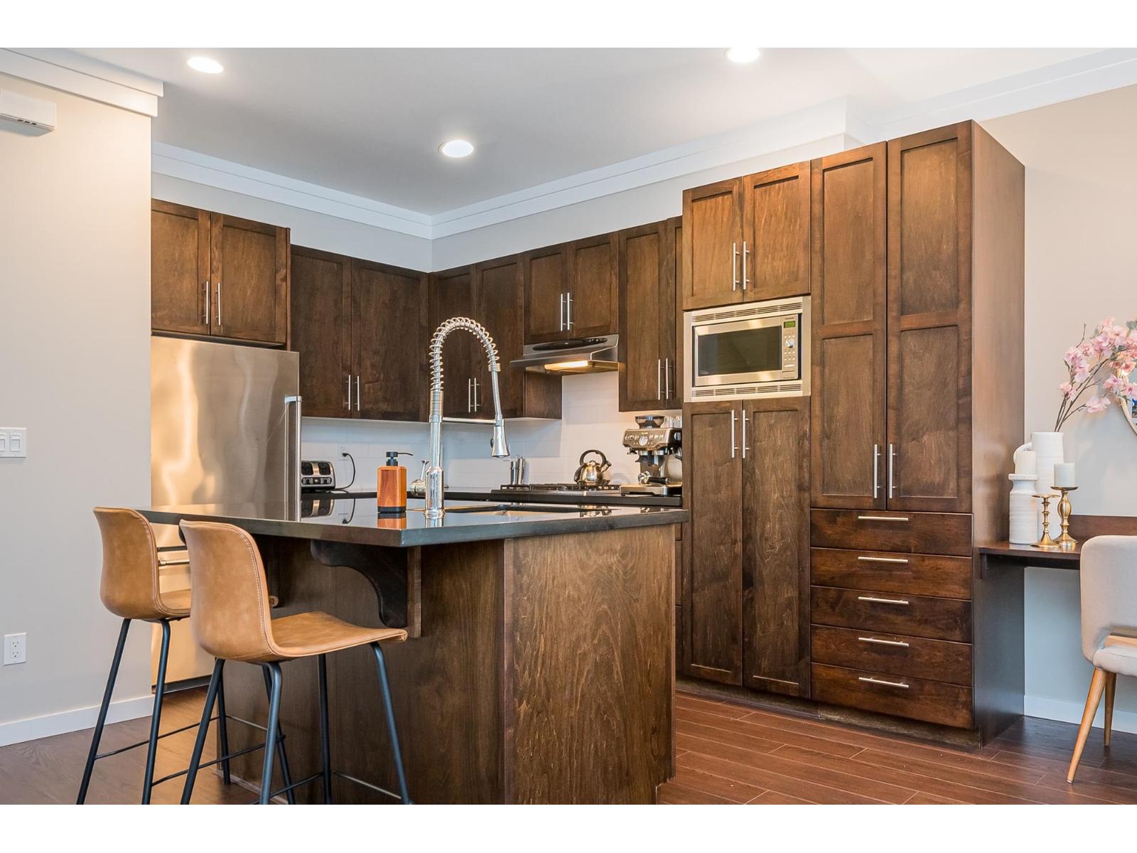 7 3009 156 STREET, Surrey