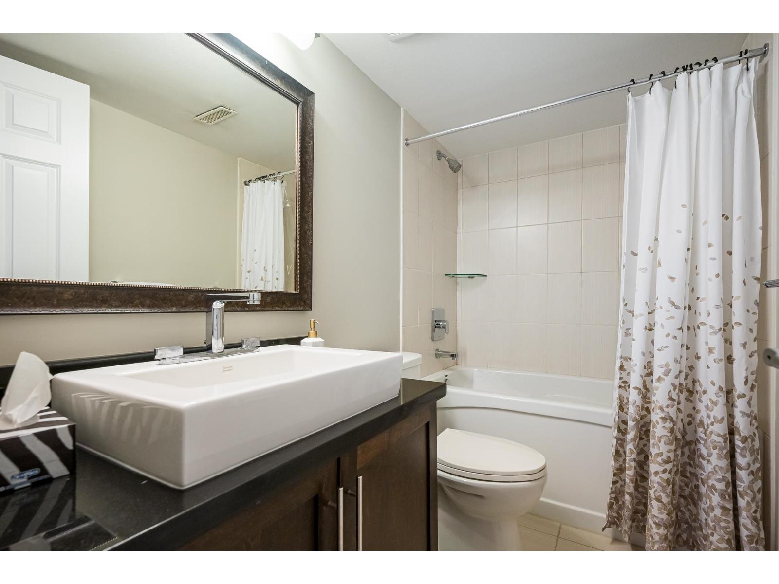 7 3009 156 STREET, Surrey