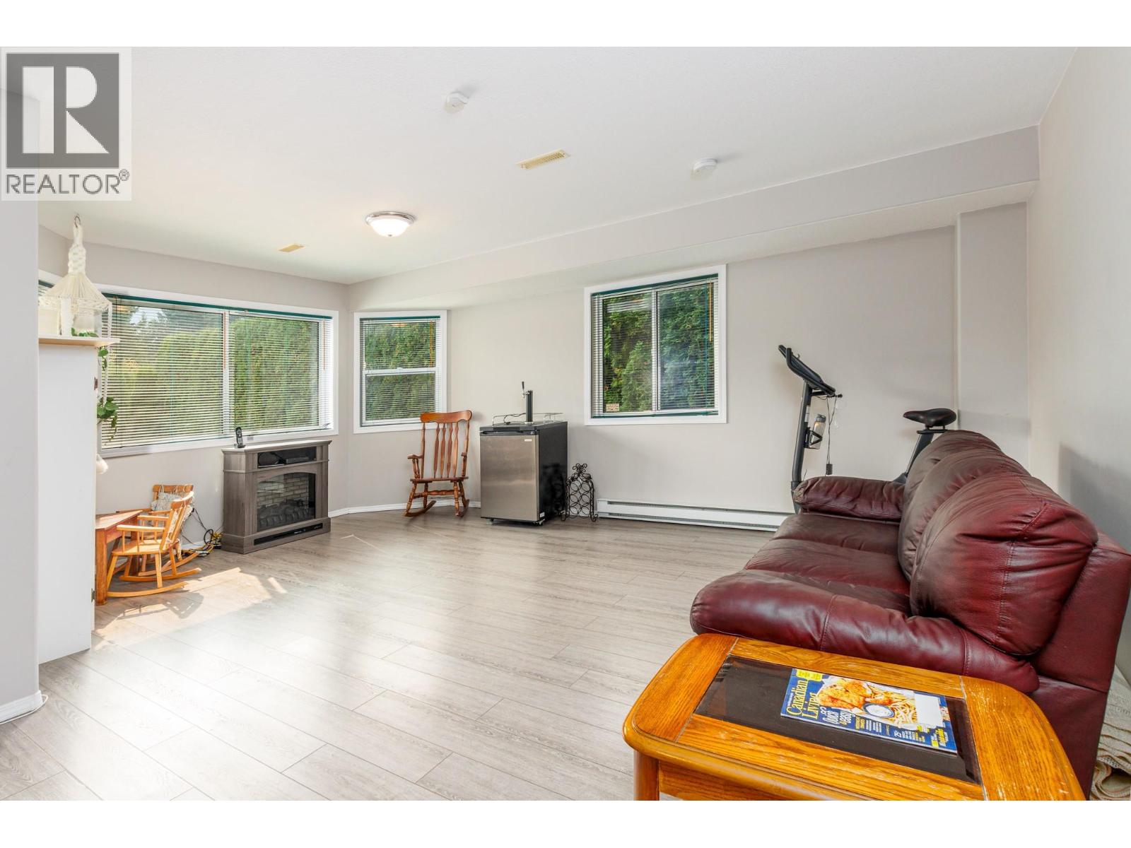 2280 10 Avenue SE, Salmon Arm