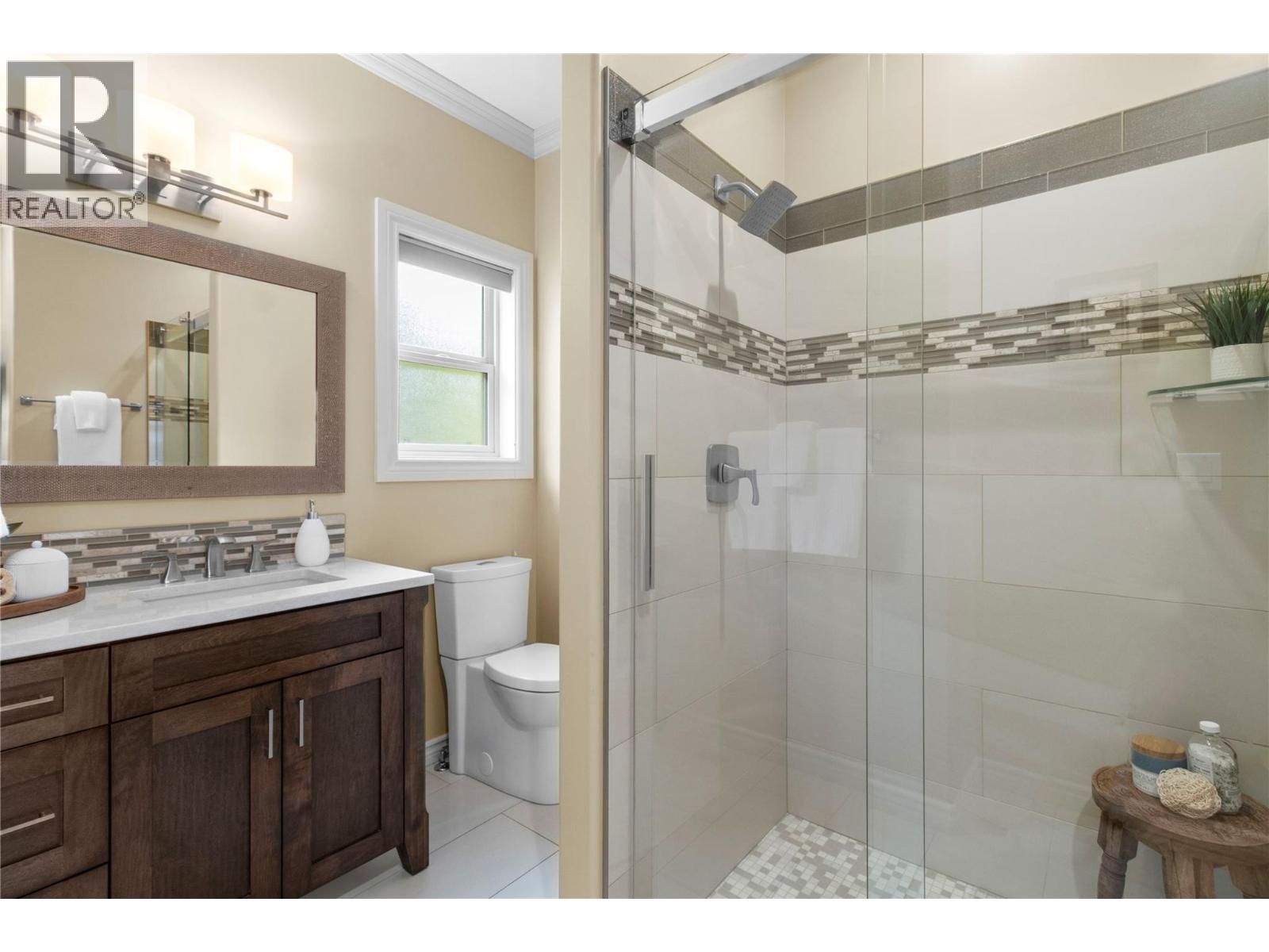 3659 McBride Road, Blind Bay