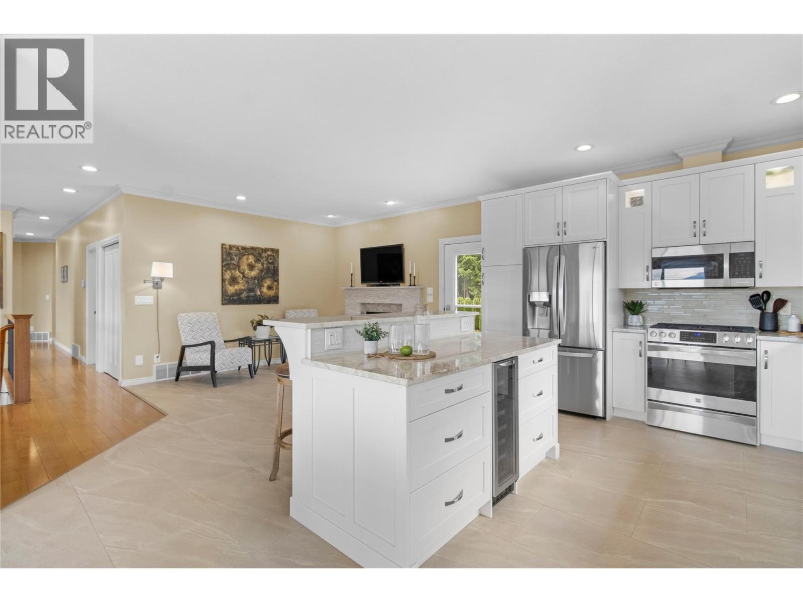 3659 McBride Road, Blind Bay