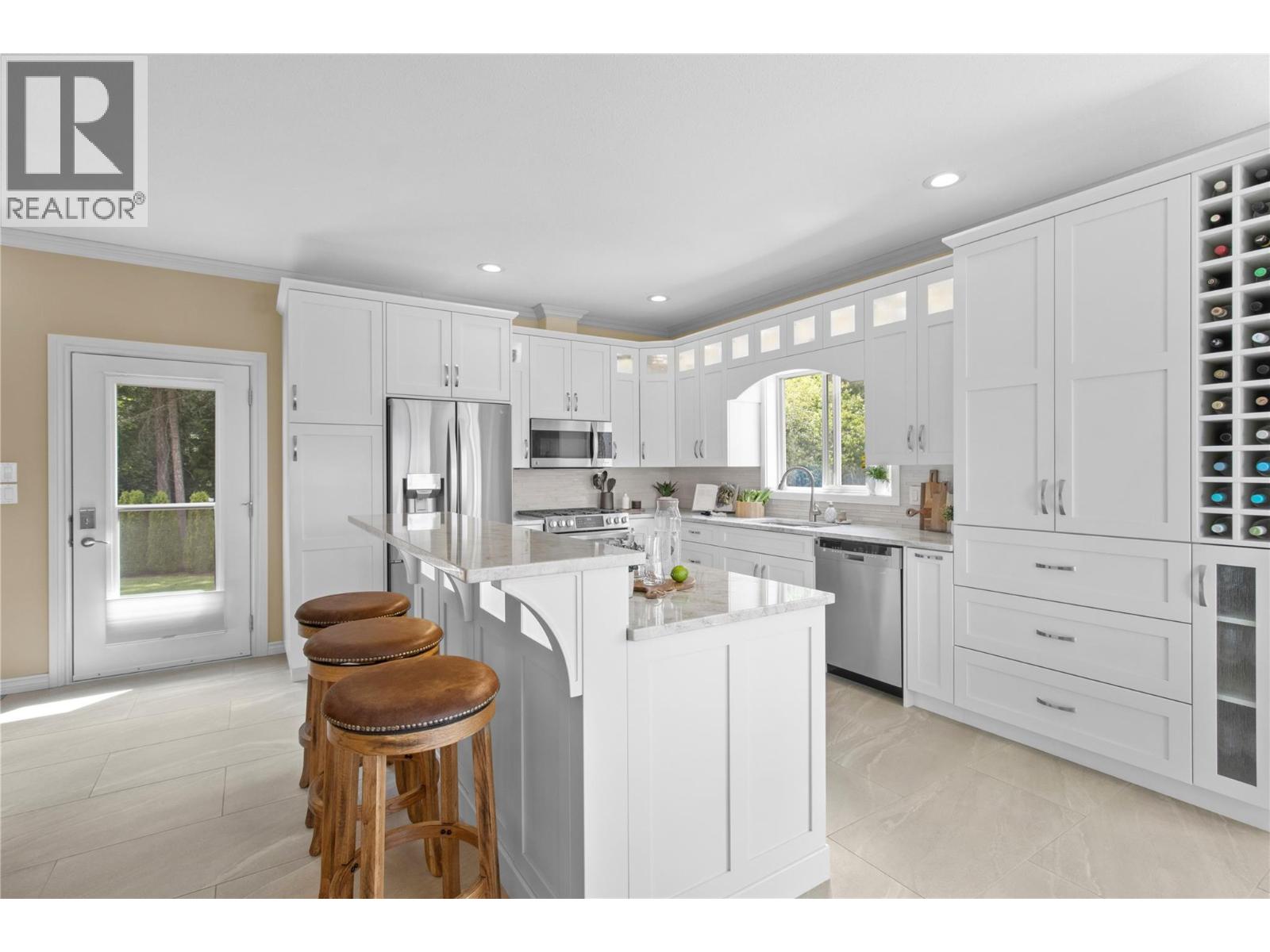 3659 McBride Road, Blind Bay
