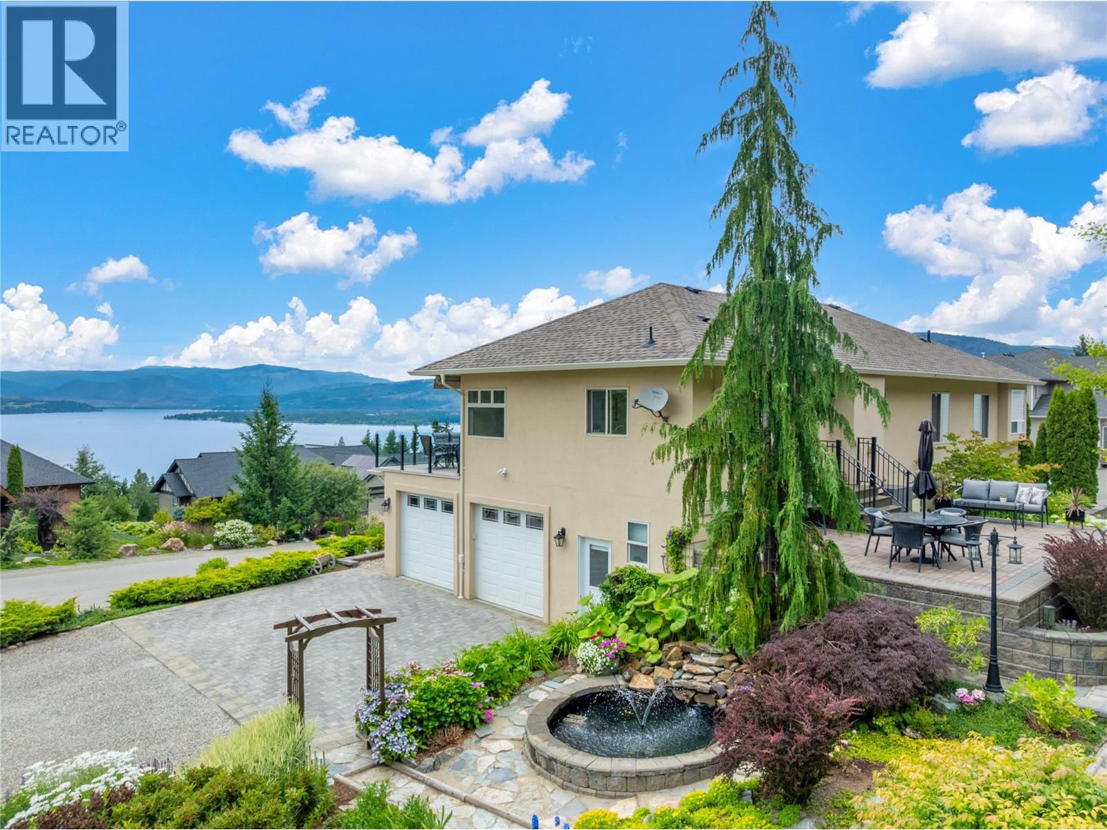 3659 McBride Road, Blind Bay