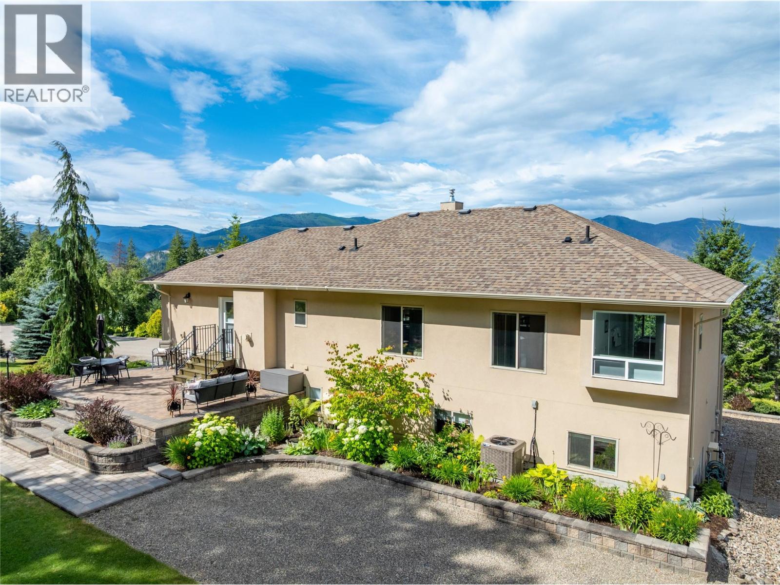 3659 McBride Road, Blind Bay