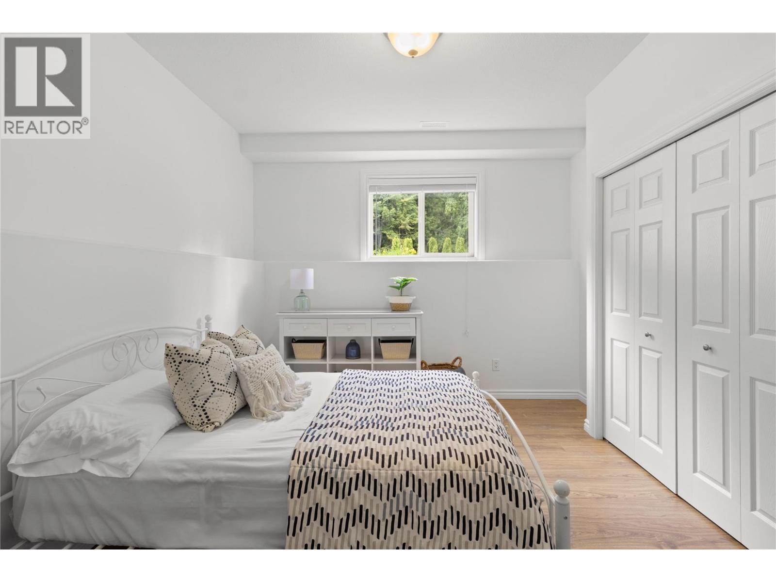 3659 McBride Road, Blind Bay