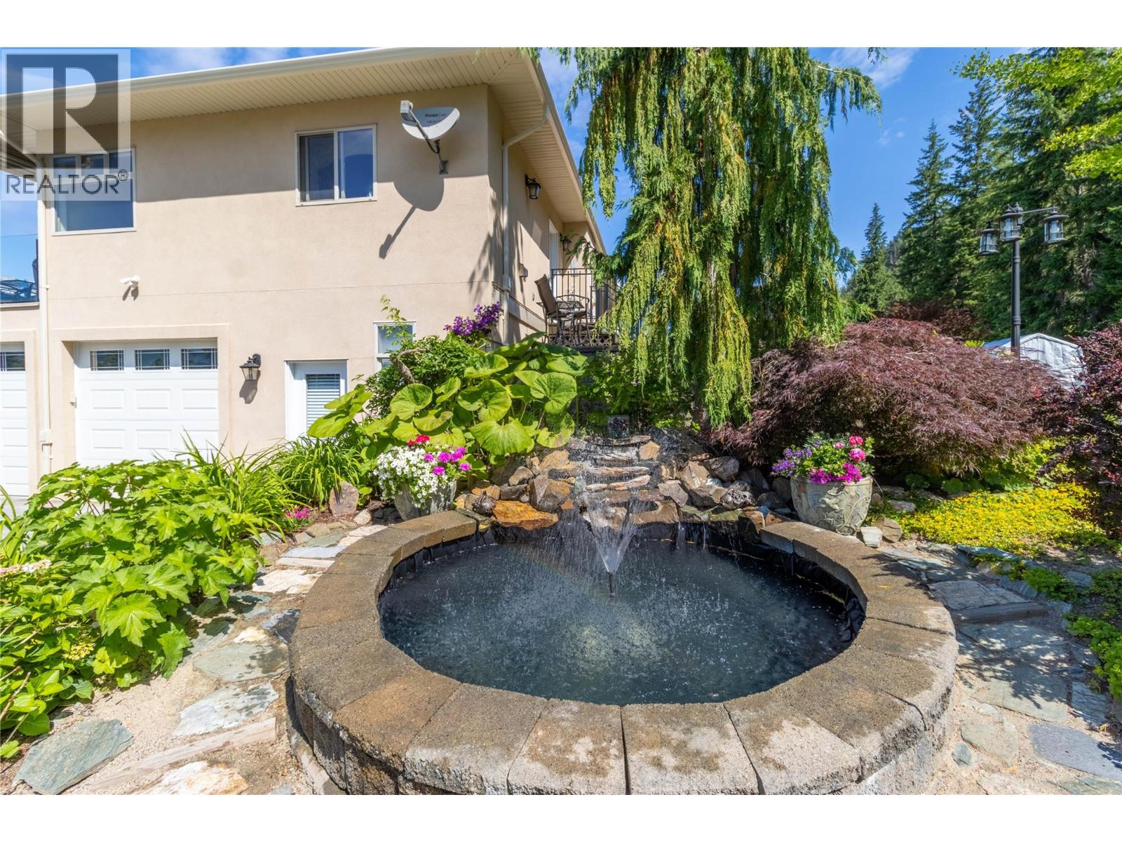 3659 McBride Road, Blind Bay
