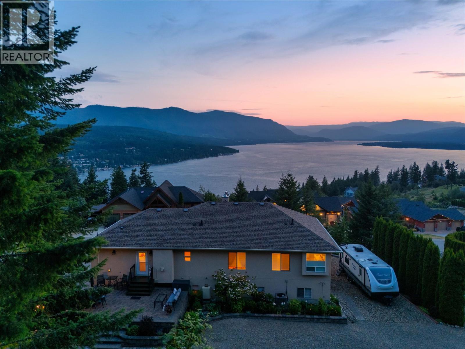3659 McBride Road, Blind Bay