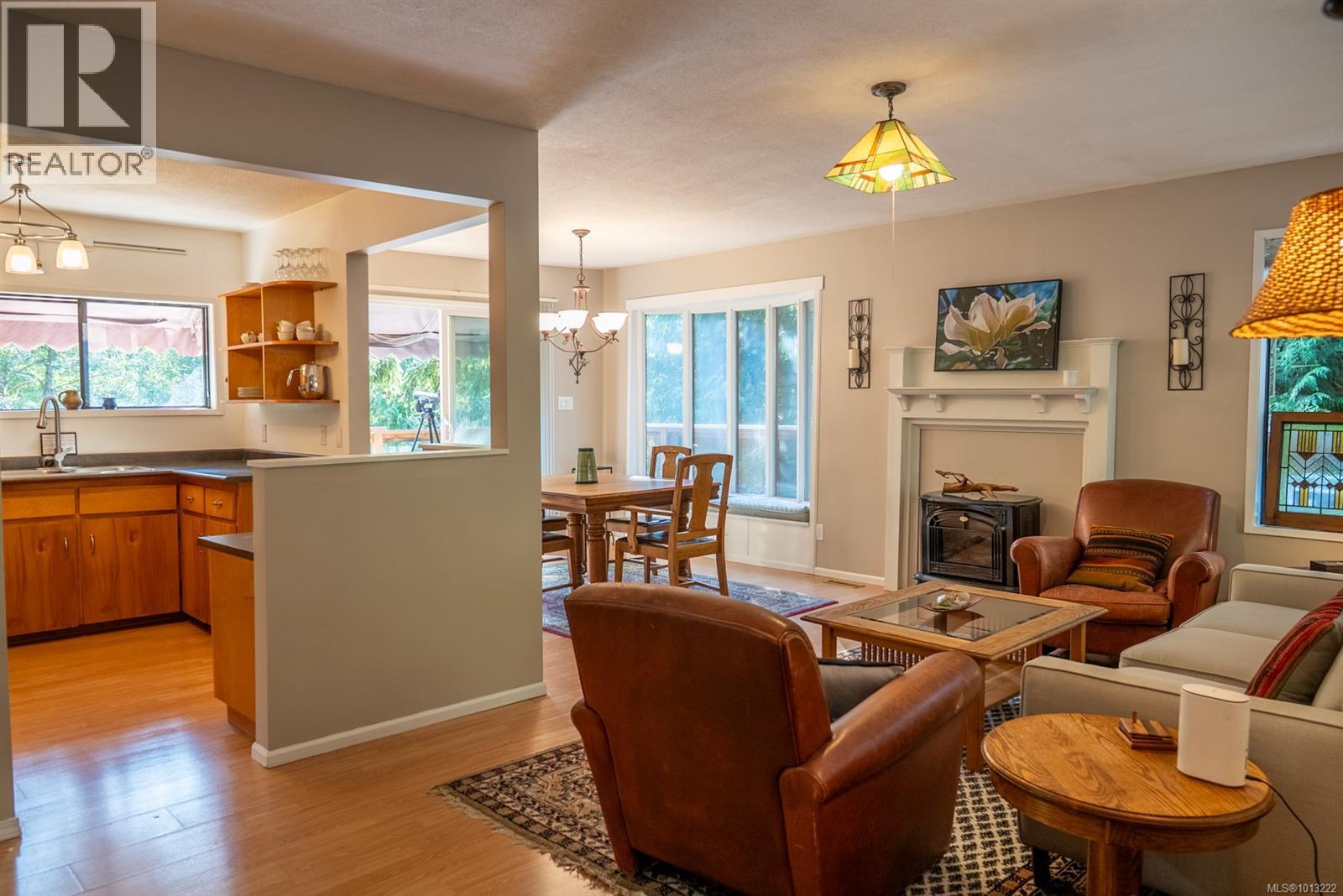  4609 Sailor Road, Pender Island