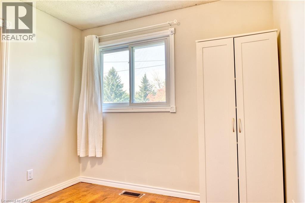 365 ADELINE Drive - 18