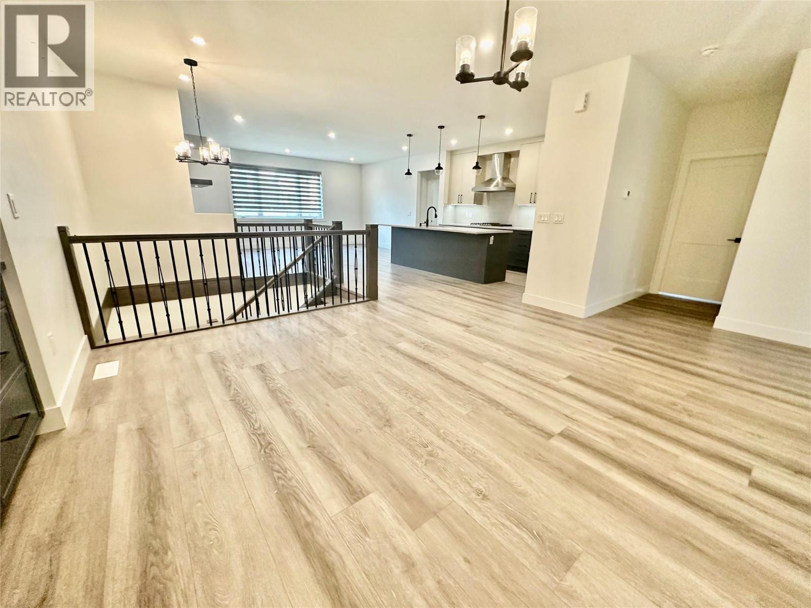 18 830 Westview Way, West Kelowna
