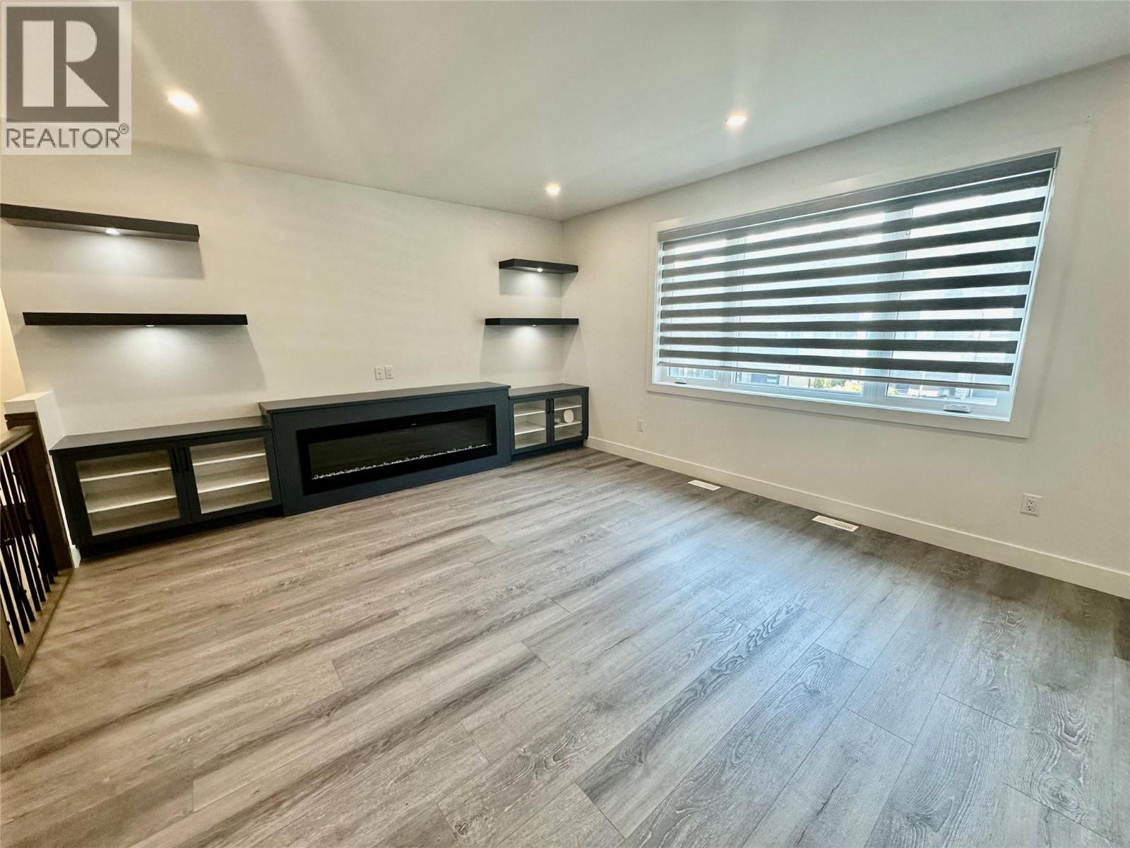 18 830 Westview Way, West Kelowna