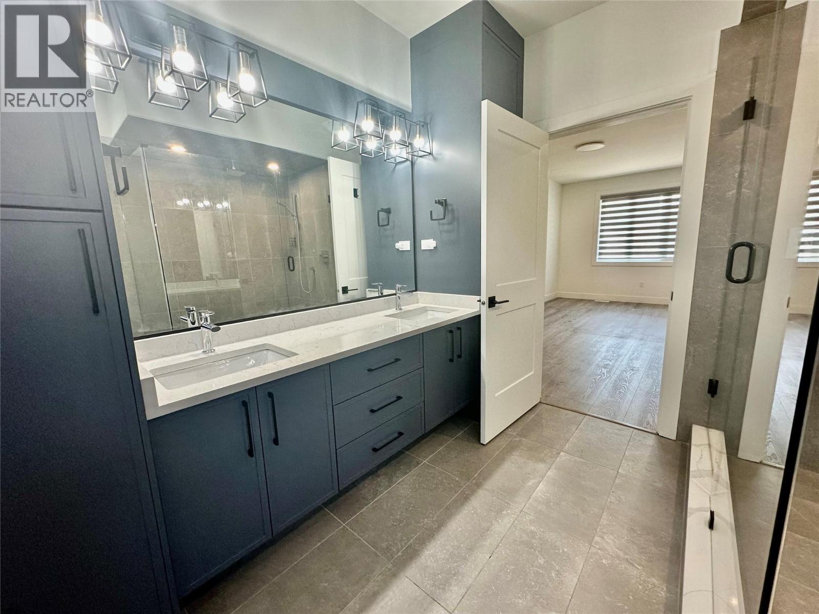18 830 Westview Way, West Kelowna