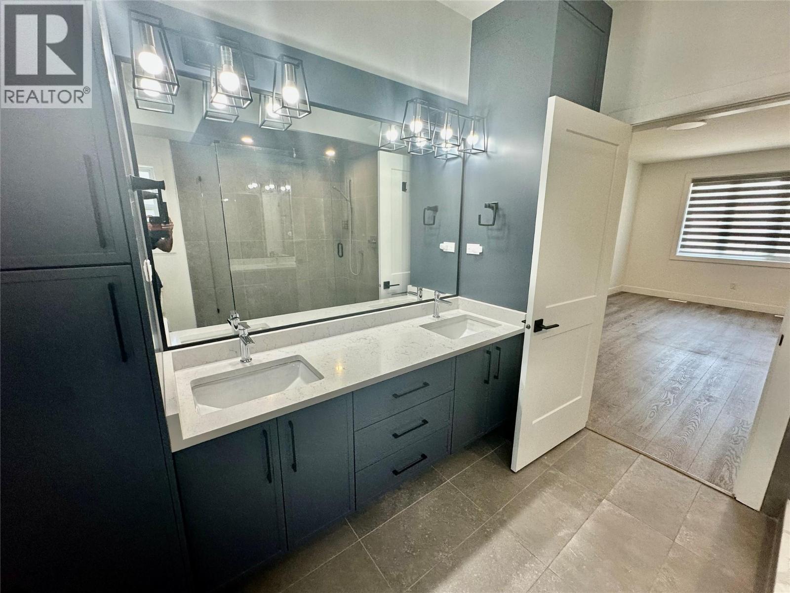 18 830 Westview Way, West Kelowna