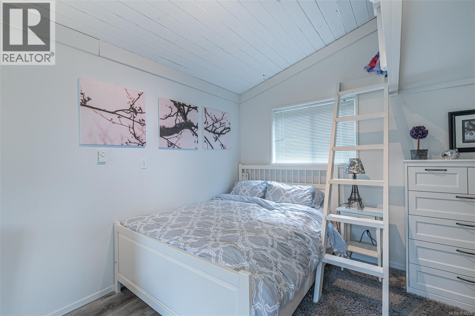 6 8631 South Shore Rd, Lake Cowichan