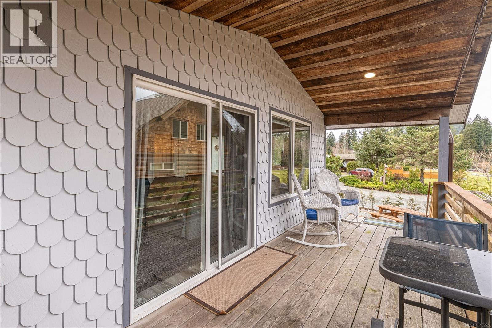 6 8631 South Shore Rd, Lake Cowichan