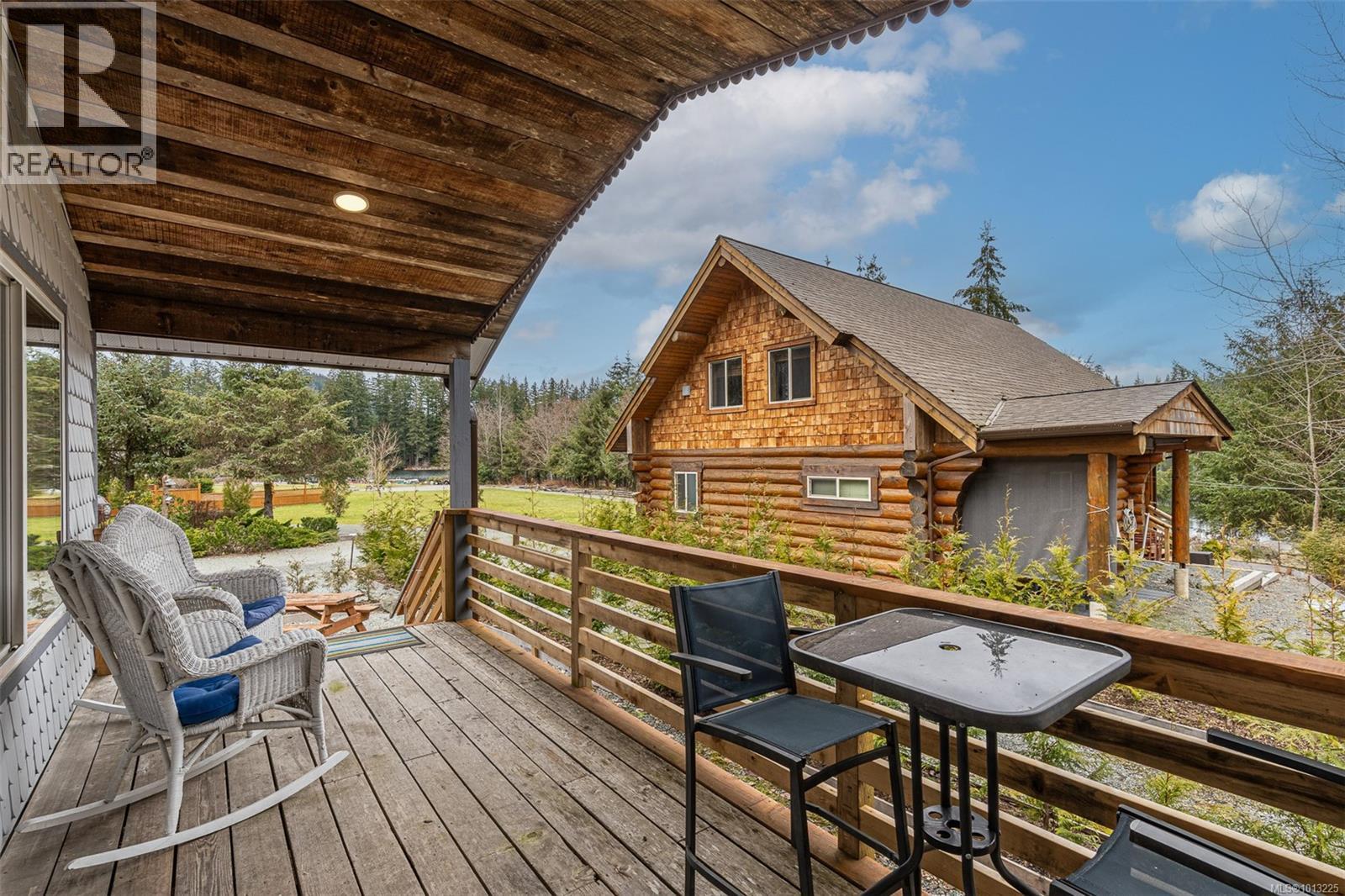 6 8631 South Shore Rd, Lake Cowichan