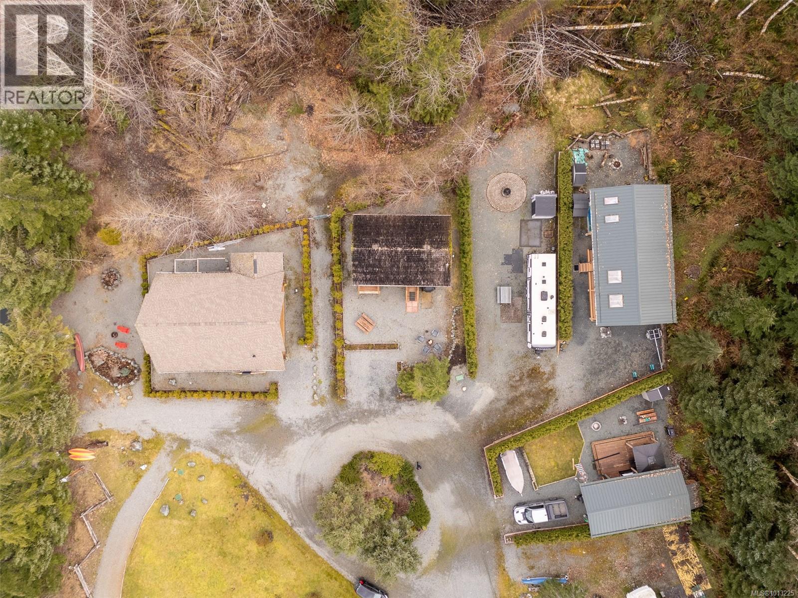 6 8631 South Shore Rd, Lake Cowichan