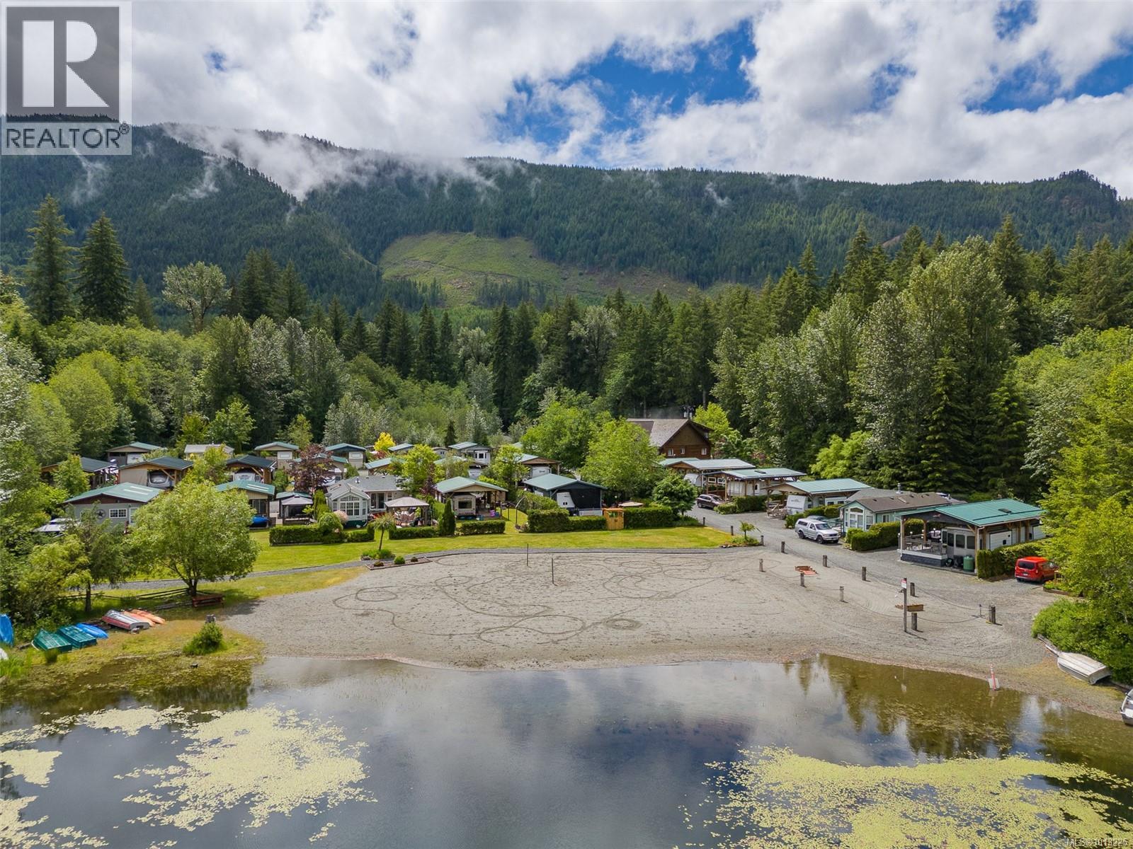 6 8631 South Shore Rd, Lake Cowichan