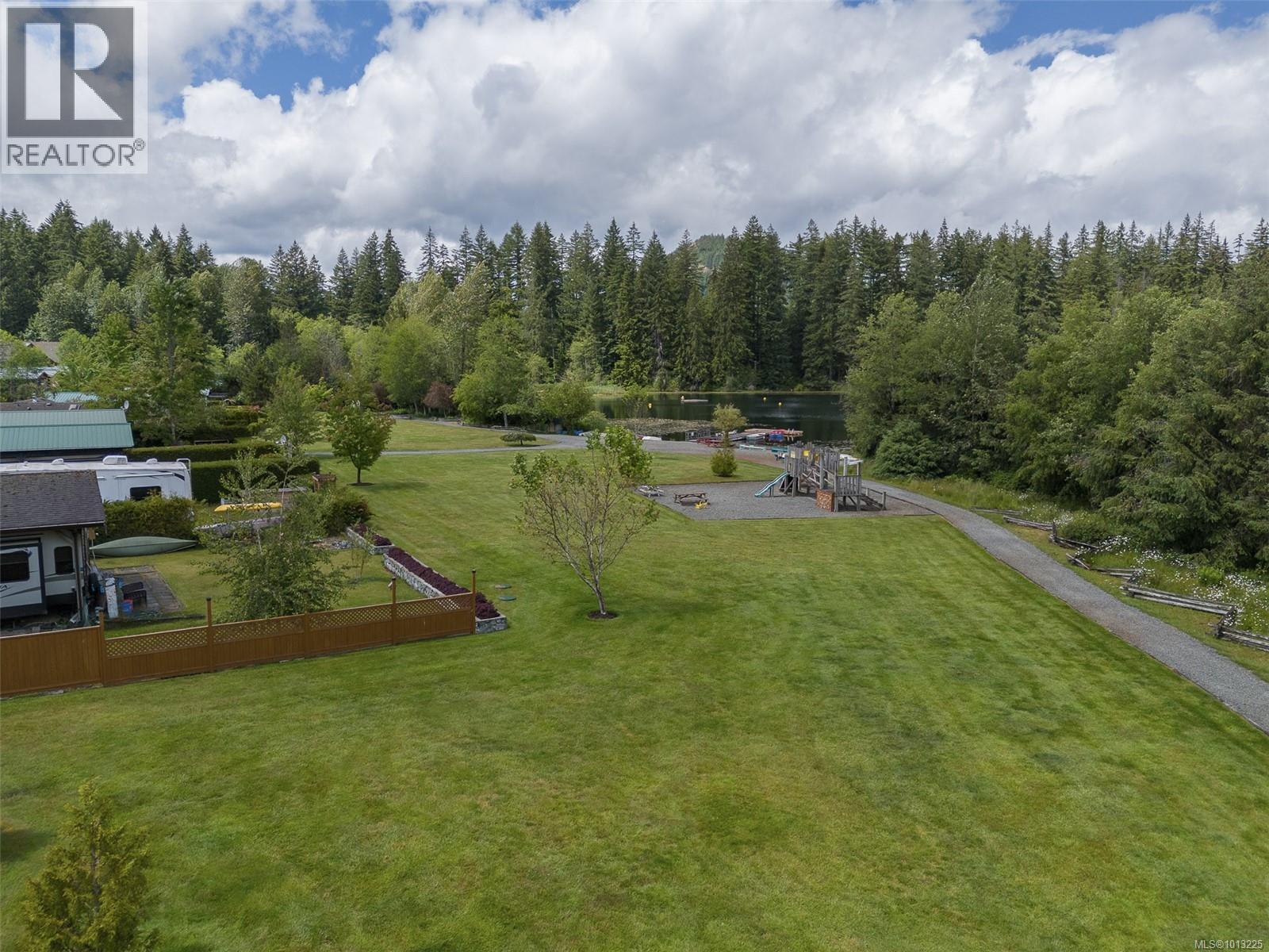 6 8631 South Shore Rd, Lake Cowichan