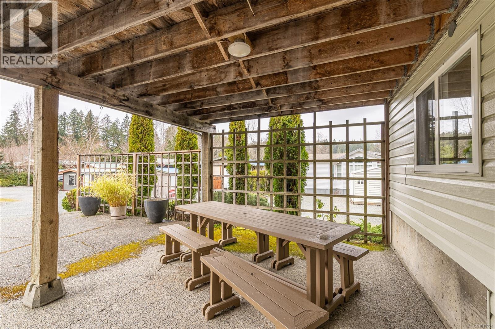 6 8631 South Shore Rd, Lake Cowichan
