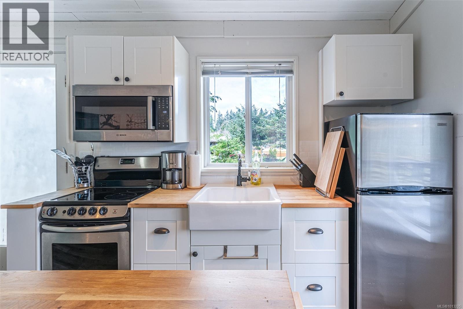 6 8631 South Shore Rd, Lake Cowichan