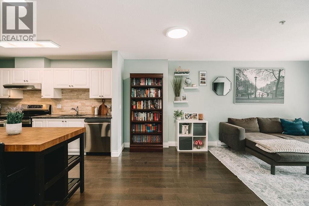 204 22230 NORTH AVENUE, Maple Ridge