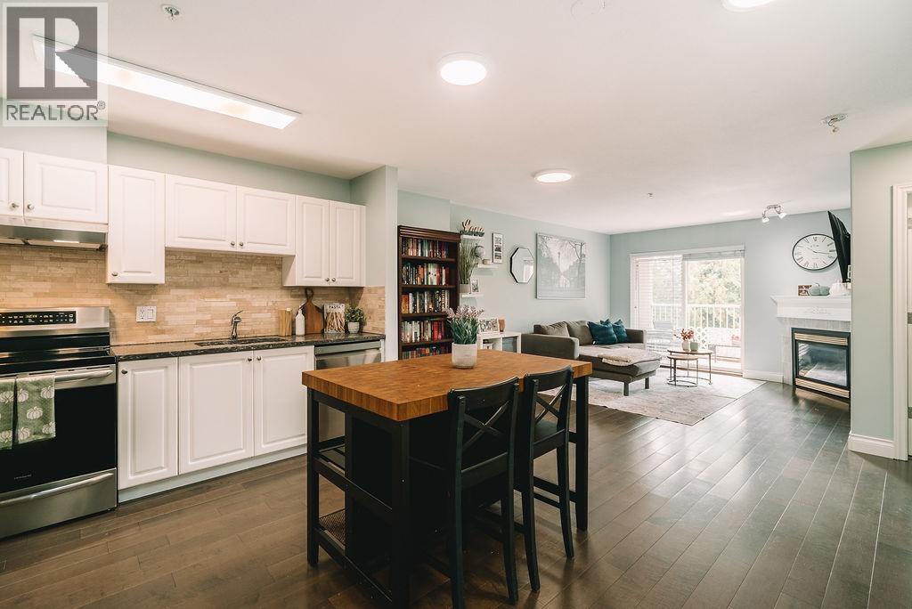 204 22230 NORTH AVENUE, Maple Ridge